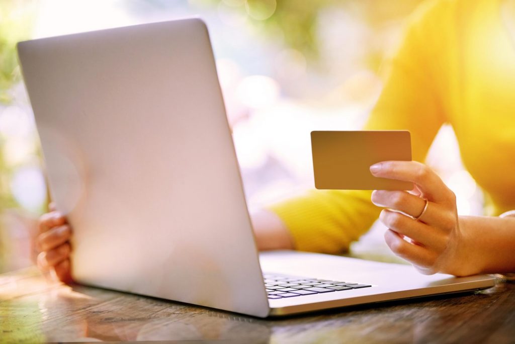 Как безопасно покупать в интернет-магазинах, онлайн-покупки